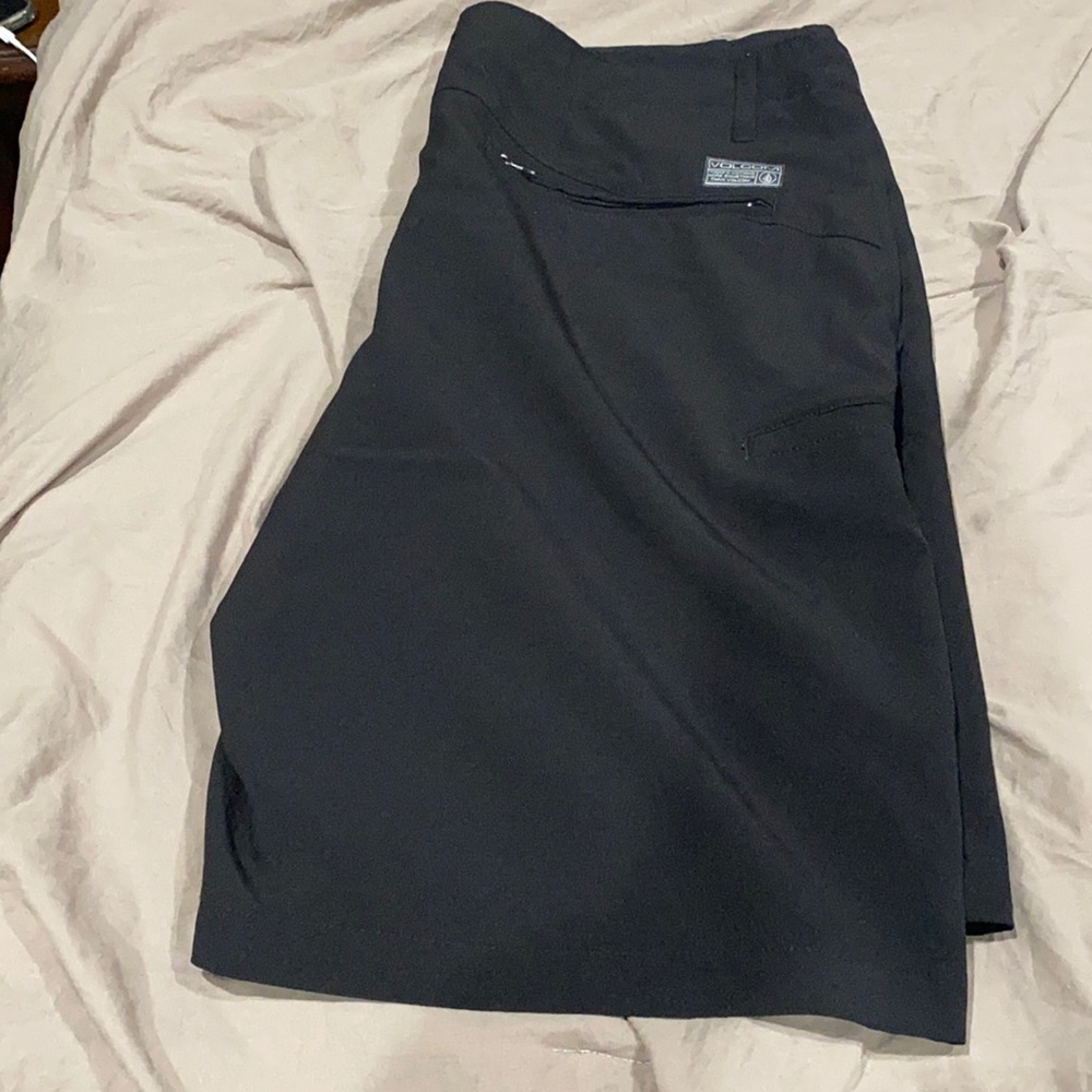 Volcom shorts